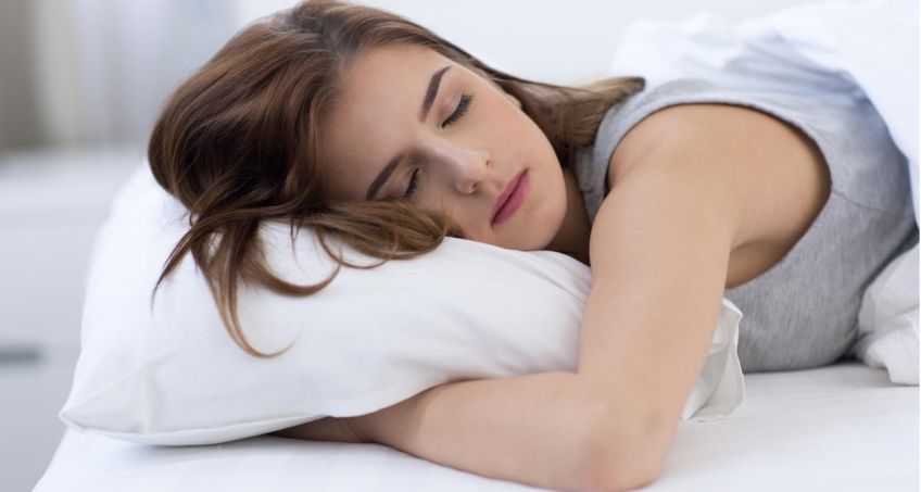 تأثیر حالت های مختلف خوابیدن بر پوست