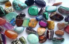 شعر زیبا و مفهومی سنگ ریزه از رهی معیری شاعر معاصر