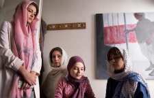 دلیل توقیف فیلم سینمایی کاناپه به کارگردانی کیانوش عیاری چه بود