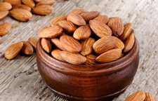 با خواص بادام درختی آشنا شویم