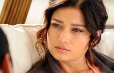 سفر نورگل یشیلچای بازیگر سرشناس ترکیه ای به ایران