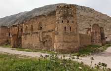 قلعه شیخ مکان دره شهر در ایلام قلعه ای در دل کوه