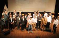 تلاش برای زنده نگاه داشتن یک فرمِ در معرض فراموشی