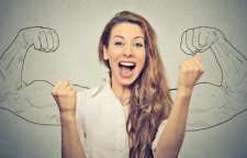 چگونه بالا بودن اعتماد به نفس باعث موفقیت در زندگی می شود