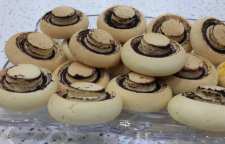 آموزش طبخ شیرینی قارچی یک عصرانه دلچسب بسیار خوشمزه شبیه به قارچ