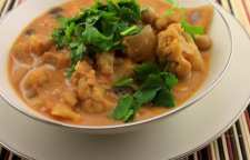 روش پخت خورش گل کلم گیاهی