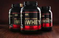 مصرف مکمل پروتئین وی whey با آب بهتر است یا با شیر