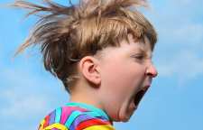 چه عواملی باعث بد اخلاقی کودک می شود