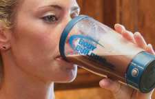 نقش کافئین در انجام ورزش های مختلف و چگونگی اثر گذاری آن