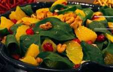 طرز تهیه سالاد اسفناج و رب انار