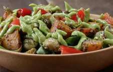 نحوه تهیه سالاد سبزیجات سرخ شده