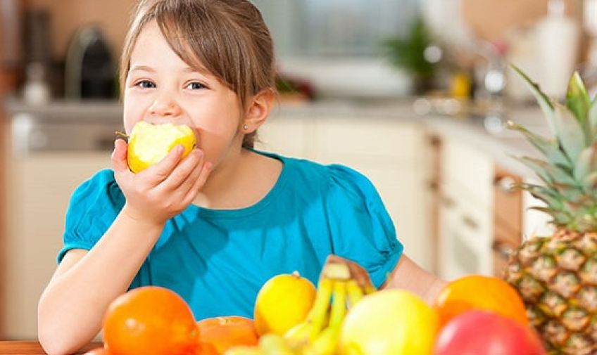 خوردن میوه قبل از غذا بهتر است یا بعد از غذا