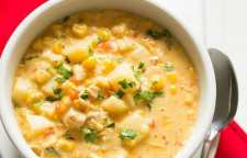 آموزش طبخ سوپ جوجه و ذرت تازه با شیر