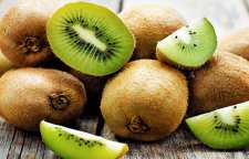 فواید و خواص میوه کیوی و تأثیر آن بر کاهش وزن