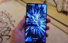 تولید اسنشال PH-1 متوقف شد