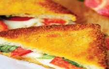 روش درست کردن ساندویچ پنیر گرم