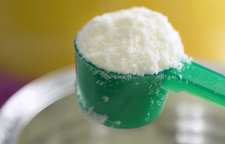 آیا امکان دارد همزمان شیر مادر و شیر خشک به کودک بدهیم