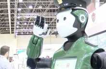 اولین ربات پلیس هوشمند در شهر دبی