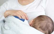 با ترکیبات شیر مادر  و  ویتامین های موجود در آن آشنا شویم