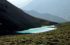 دریاچه خلنو در تهران از دریاچه های زیبای کوهستان البرز