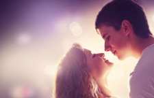 نشانه هایی که عشق واقعی مرد به زن را آشکار می کند