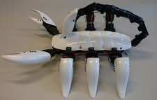 عقرب رباتیک با قابلیت نیش زدن دشمن