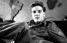 بیوگرافی الویس پرسلی خواننده و هنرپیشه آمریکایی