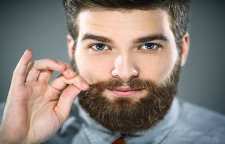 ریشه و کاربرد اصطلاح سبیلش آویزان شده