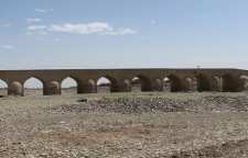 پل سرخده ساوه در استان مرکزی از آثار سده‌ های اولیه اسلام