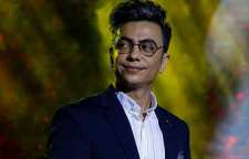 محسن ابراهیم زاده خواننده سریال سال های دور از خانه به کارگردانی مجید صالحی شد