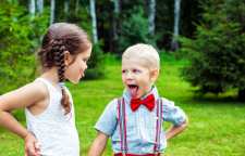 آشنایی با مشکلات رفتاری کودکان و برخورد مناسب با آنها