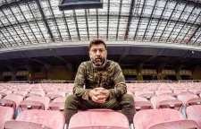 علی انصاریان مجری برنامه ورزشگاه باز هم حاشیه ساز شد