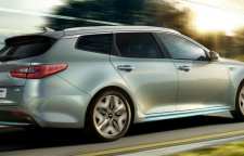 رونمایی از کیا اپتیما اسپرت واگن هیبرید 2019