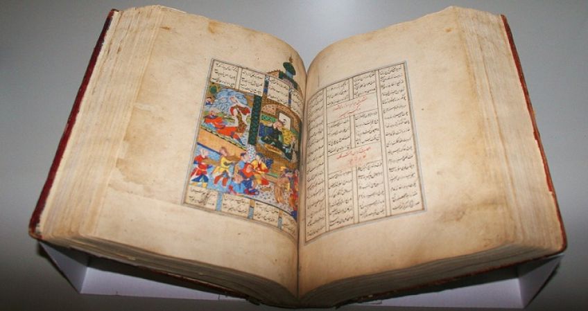 حکایت زیبا و آموزنده قزل ارسلان و دانشمند از بوستان سعدی باب اول