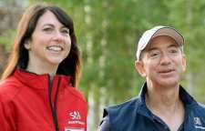 طلاق جف بزوس ثروتمندترین مرد دنیا و رییس شرکت آمازون از همسرش