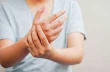 شناسایی نشانه های سرطان دست