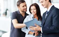 فروشندگان موفق دارای چه ویژگی هایی هستند