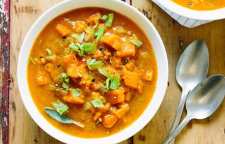 نحوه پخت خوراک سیب زمینی و سبزیجات گیاهی