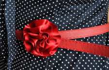 نحوه ست کردن لباس های خال خالی