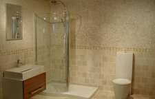 کاشی های حمام را چگونه برق بیاندازیم