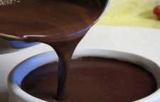 روش آماده کردن شکلات داغ خانگی