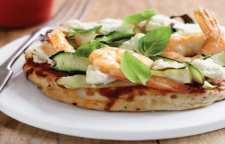 روش درست کردن پیتزای دریایی با شیر ماهی