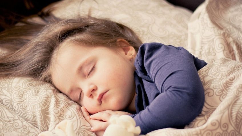 چرا کودکان در خواب حرف می زنند و برای رفع این مشکل چه راهکاری وجود دارد