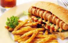 5 ماده غذایی که باعث بزرگ شدن و چاق شدن شکم می شوند