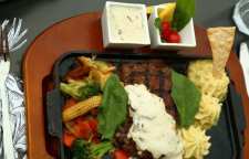 تمیز کردن ظروف تفلون بدون ایجاد خش