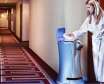 ربات پیشخدمت آینده شغلی کارمندان هتل ها را تهدید می کند