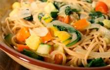 طرز تهیه ماکارونی سبزیجات