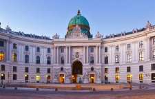 کاخ هافبورگ محل سکونت قدرتمندترین امپراتوری اتریش