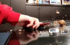 اثبات مقاوم بودن گوشی ردمی نوت 7 با شکستن گردو