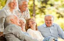 چگونه سالمندان شاد و خوشحالی داشته باشیم